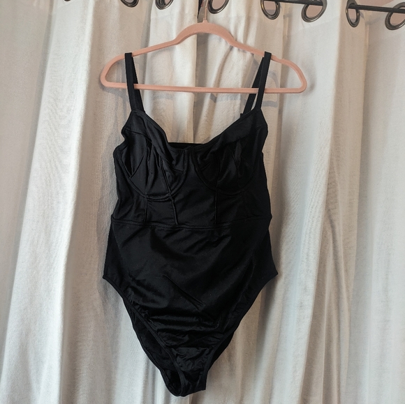 Asos Corset Style Swin - Picture 2 of 3